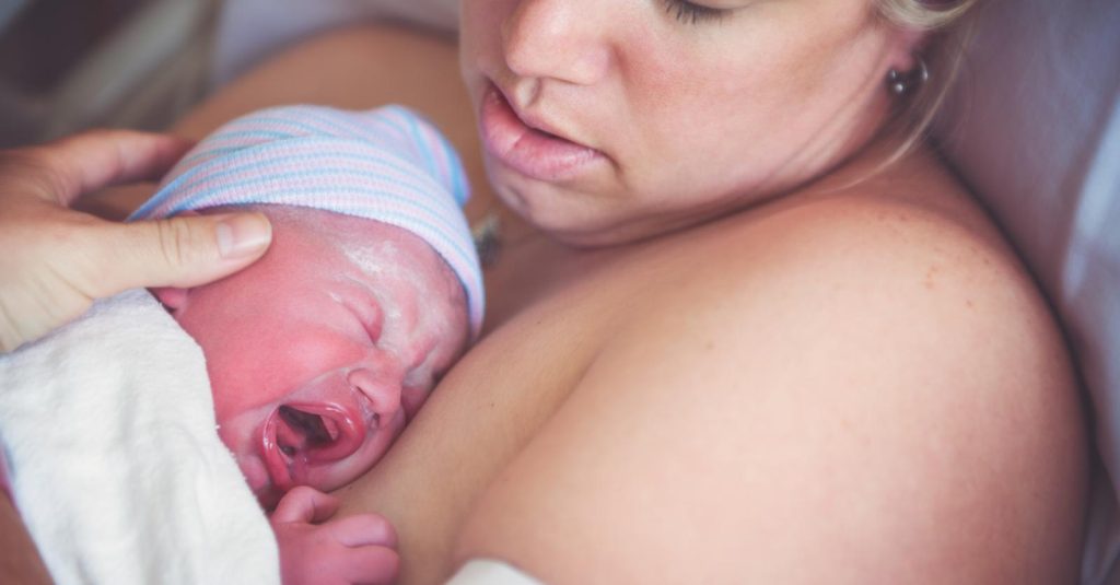 Les 5 premiers signes de l’accouchement