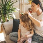 Mon enfant a attrapé des poux, que faire?