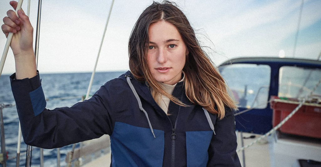 Camille Etienne: l’incroyable projet de rejoindre la COP30 en voilier
