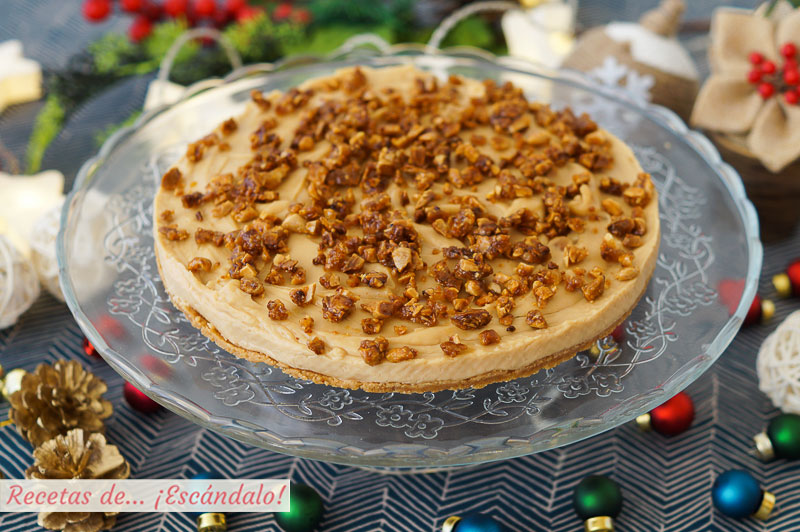 Tarta de turrón blando sin horno y con cuajada. Receta de postre navideño
