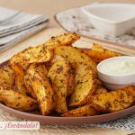 Patatas gajo deluxe al horno y su salsa