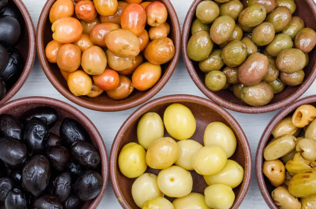 ¿Cuántas y cuáles son las variedades de aceituna en España? - La Española Aceites