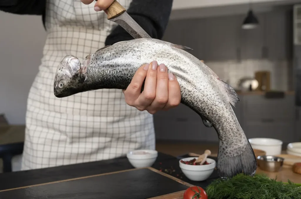 ¿Cómo quitar el olor a pescado en la cocina? - La Española Aceites